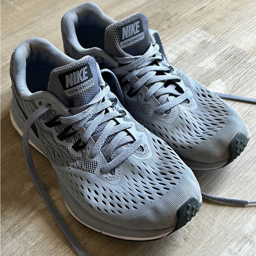 Nike Womens Winflo 4